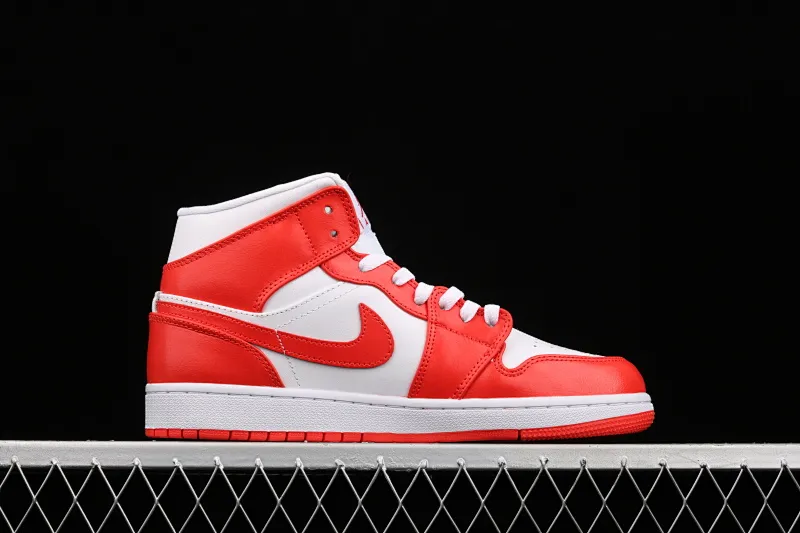 All Categories Air Jordan Jordan Series Basketball Shoes Air Jordan 1 Mid Air Jordan 1 Mid AJ1 Joe 1 White Orange Mid-top Versatile Casual Sports Shoes BQ6472-116